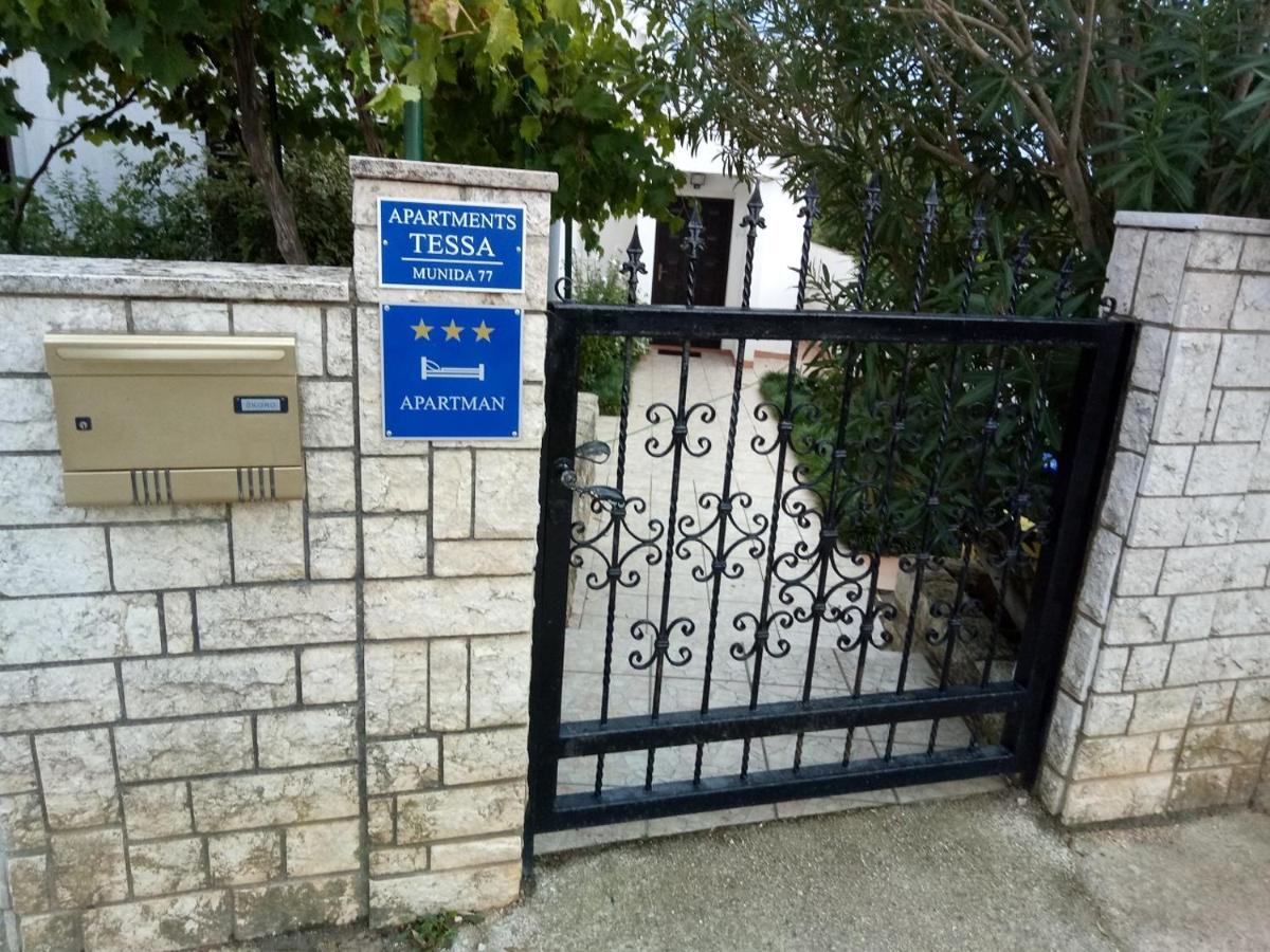 מדולין Apartments Tessa 77 מראה חיצוני תמונה