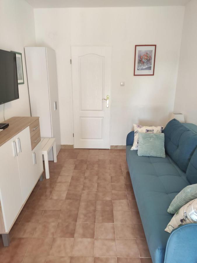 מדולין Apartments Tessa 77 מראה חיצוני תמונה